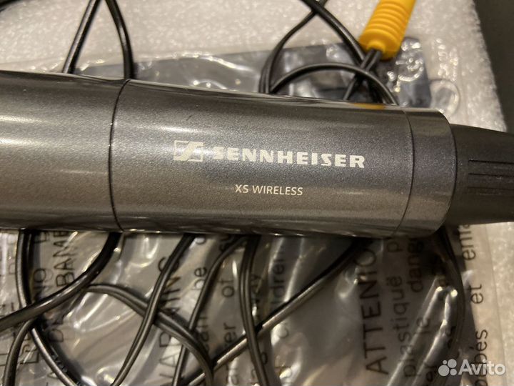 Радиомикрофон Sennheiser новый