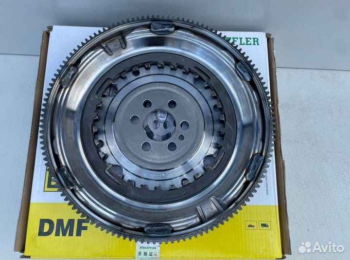 Маховик двухмассовый LUK 6,132 DSG-7 4150518090