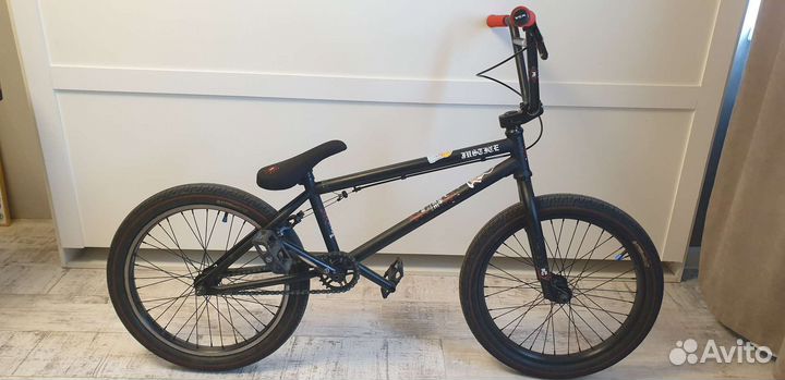 Трюковой велосипед bmx