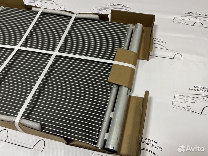 Радиатор кондера BMW F01 BMW F10 BMW F12 новый