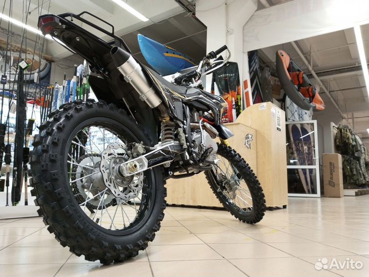 Мотоцикл BSE Z3