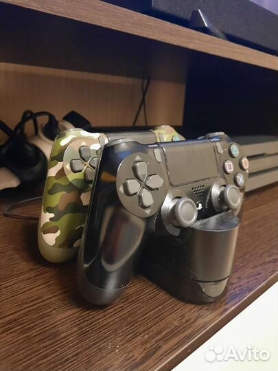 Sony playstation 4 PS4 pro 1tb с играми