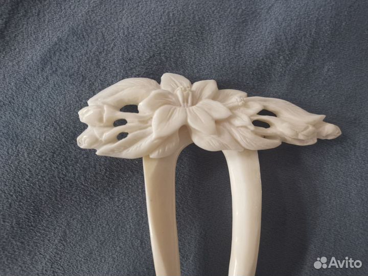 Волосы на заколках