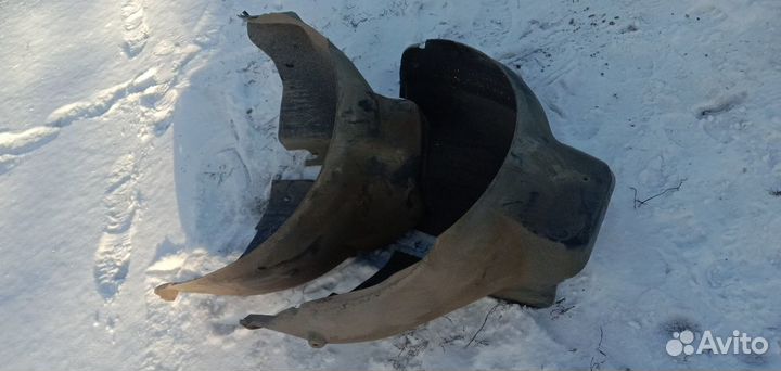 Защита крыла пластмассовая (подкрылок задний) Audi