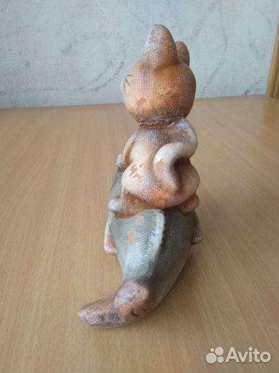 Сувенир глина Кот рыба