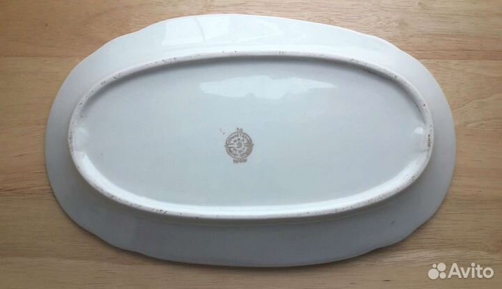 Блюдо фарфор