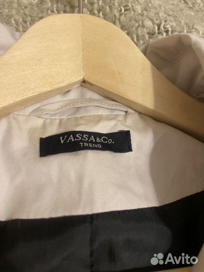 Плащ женский Vassa & Co