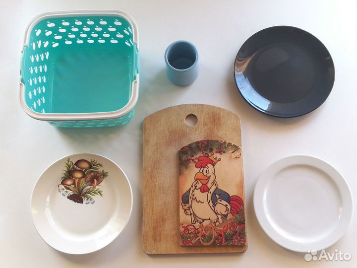 Тарелка корзина разделочная доска стакан