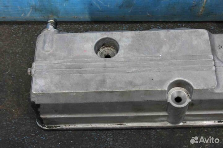 Крышка головки блока цилиндра Mitsubishi Chariot