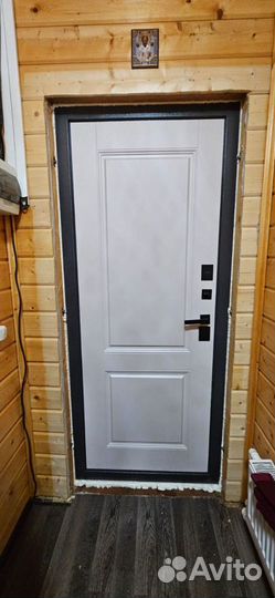 Дверь уличная с терморазрывом