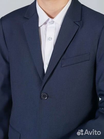 Школьный костюм для мальчика 176. Новый