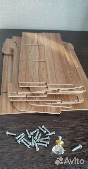 Полка деревянная