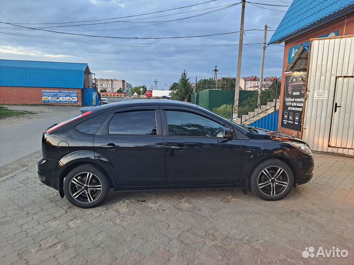 Ford Focus 1.6 МТ, 2010, 280 000 км