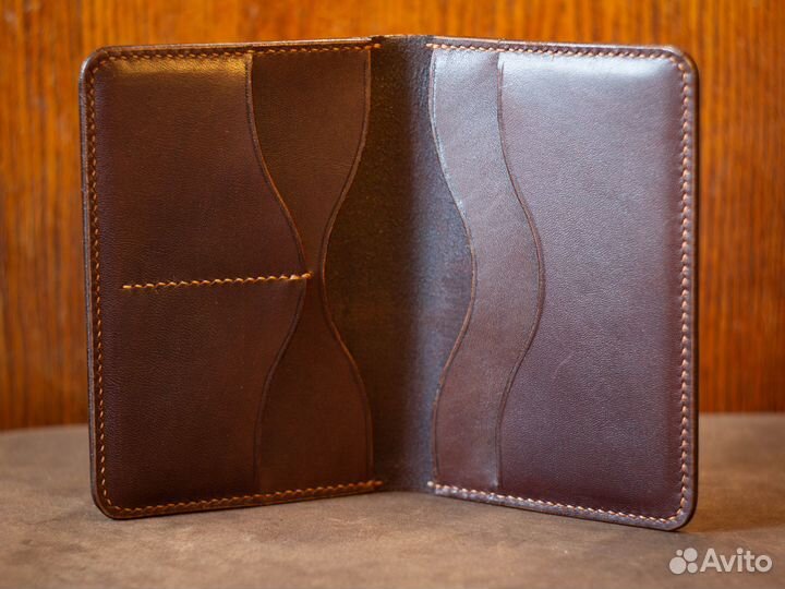 Обложка на паспорт из кожи