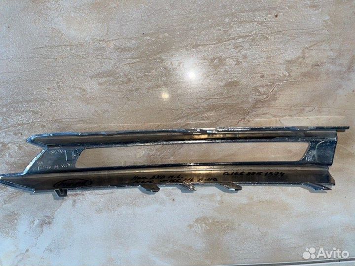 Накладка дхо передняя левая Mercedes W 166 Ml