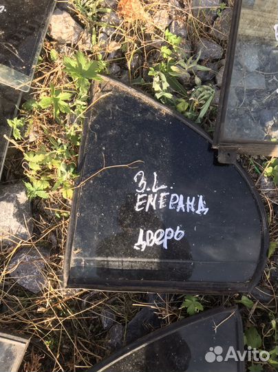 Стекло Geely Emgrand (форточка) в зад дверь