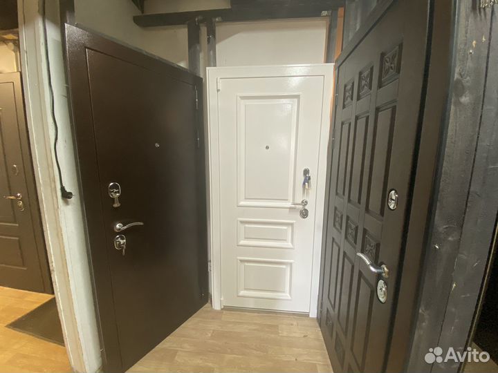 Дверь входная в квартиру в дом или коттедж