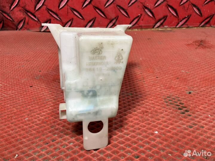 Бачок омывателя Hyundai Santa Fe 3 2012-2018