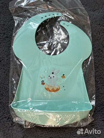 Нагрудник для кормления