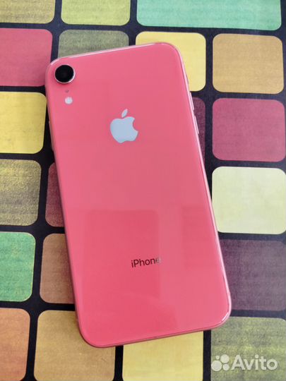 iPhone Xr, 64 ГБ