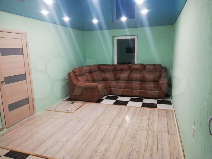 Дом 200 м² на участке 8 сот.