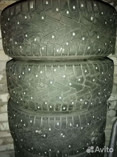 Зимняя шипованная резина Pirelli r17