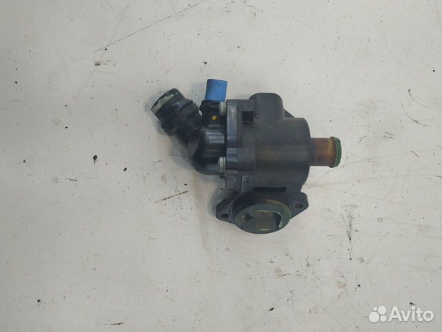 Audi A4 B6 B7 термостат 06B121111G