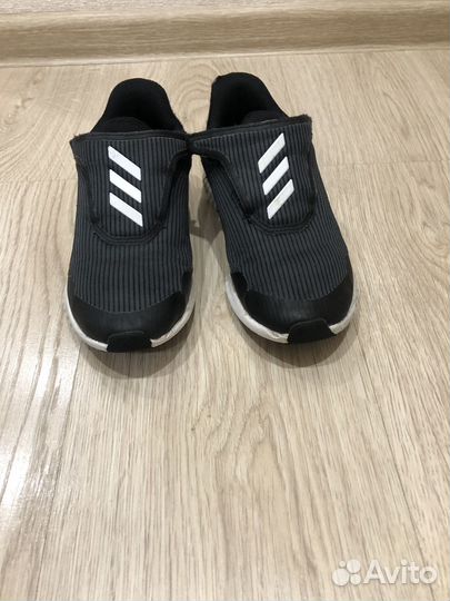 Кроссовки adidas оригинал