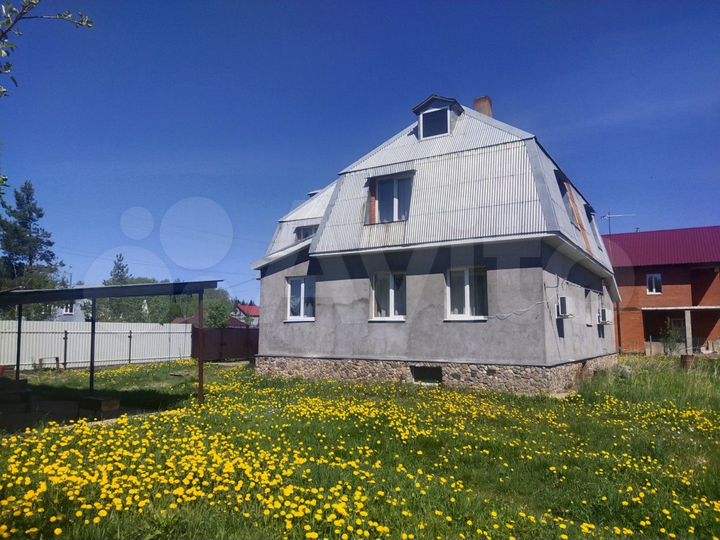 Дом 212 м² на участке 10 сот.