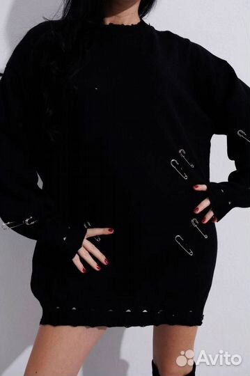 Трендовый свитер оверсайз