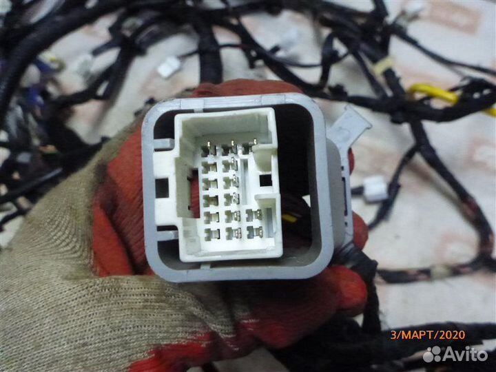 Проводка салона Kia Rio QB G4FC 2013