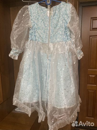 Новогодний костюм Снежинки