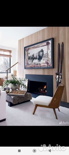 Старые винтажный лыжи для интерьера