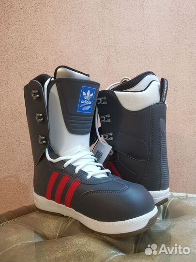 Сноубордические ботинки Adidas Samba EG9387