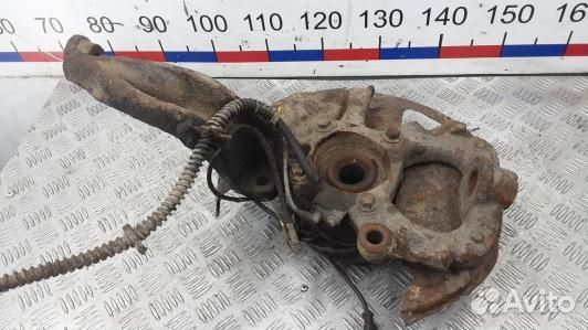 Ступица передняя левая land rover discovery 3 (FML