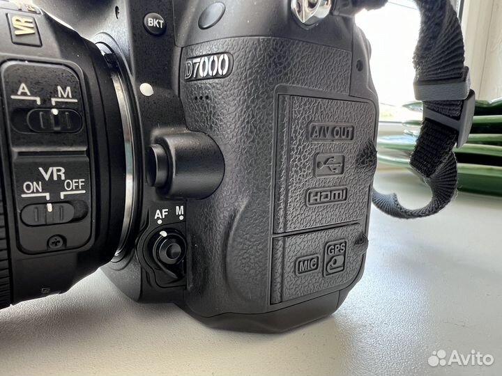 Nikon D7000 18-105