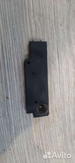Замок двери (блокировка люка) rold DS88T3 для стир