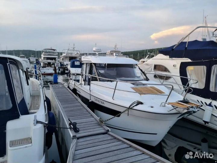 2023 Jeanneau Merry Fisher 895 Offshore в наличии