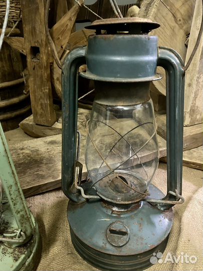 Керосиновая лампа летучая мышь