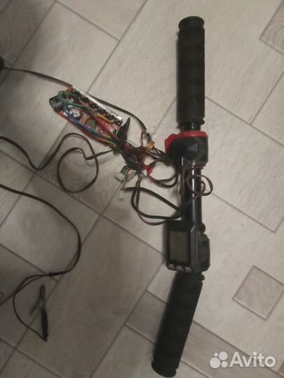 Продам запчасти к электо самокату