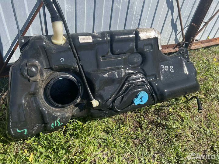 Бензобак Peugeot 308