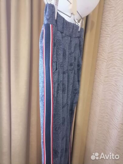 Спортивный костюм для девочки 158 размера