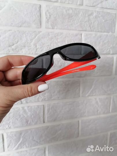 Солнцезащитные очки для девочки