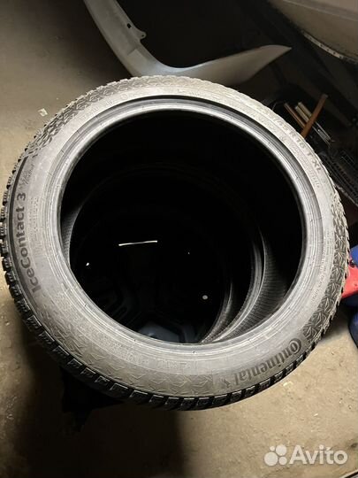Continental IceContact 3 235/45 R18 98T