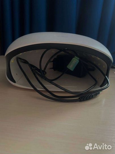 Маникюрная лампа