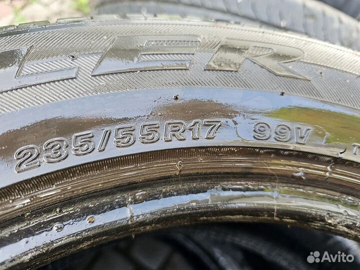 Bridgestone Dueler H/P Sport 235/55 R17 99V