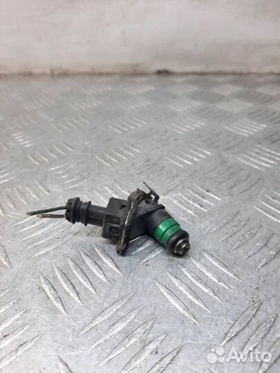 Форсунка Renault Megane кабриолет 2.0 F4R770 2006