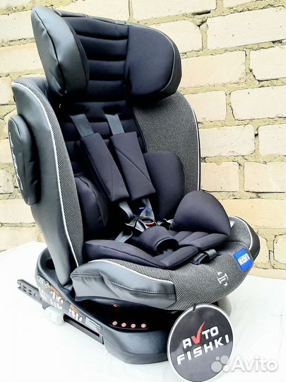Автокресло поворотное 0- 36 кг isofix (новое)