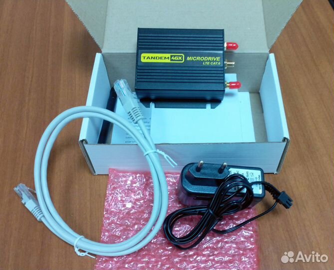 Автомобильный / промышленный роутер Tandem 4GX-6