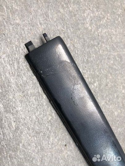 Молдинг крыши задний левый Mitsubishi Carisma DA1A